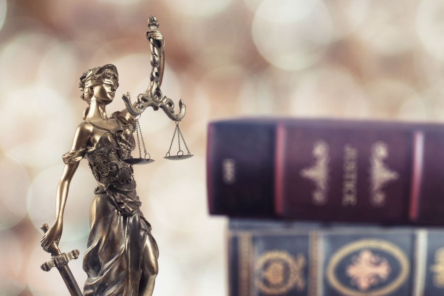 Rechtsanwalt - Justitia